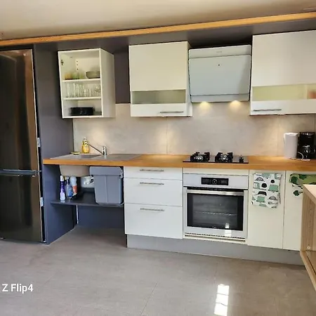 Petite Maison Cosy Ιέρ
